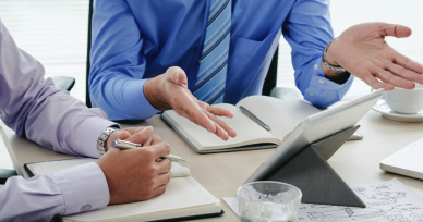 Business visa consultation session inside Chennai-based consultancy